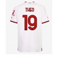 AC Milan Theo Hernandez #19 Fotballklær Bortedrakt 2022-23 Kortermet